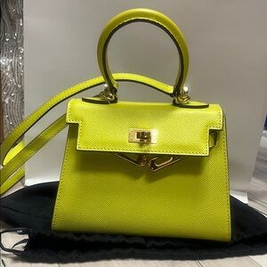 Kelly Style Bag 25cm in neon lime green